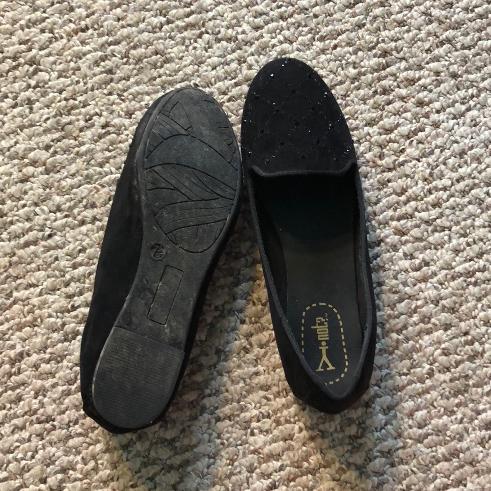 Black flats